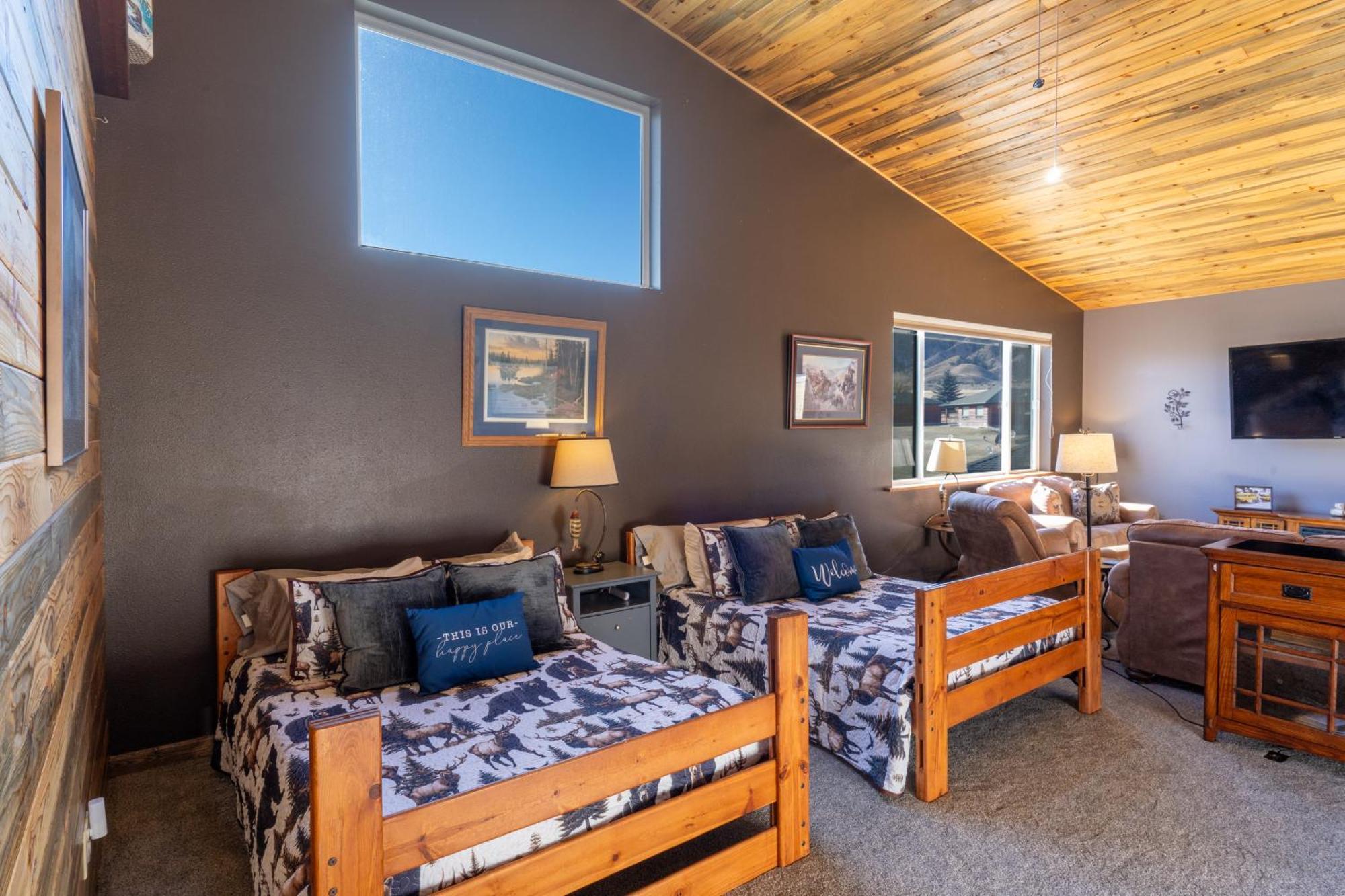 Bison Lodge - Lg Home - 2 Bedrooms - Less Than 5 Miles To Yellowstone North Entrance, Sleeps Up To 8 加德纳 外观 照片